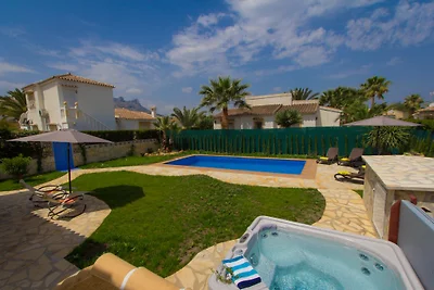 Denia2 km Villa Inge 400m. zur Meer