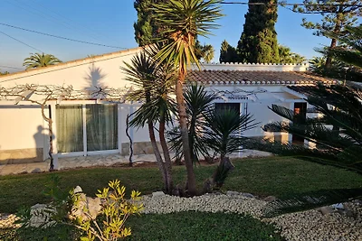 Luxus Villa Ralf mit Tennisplatz