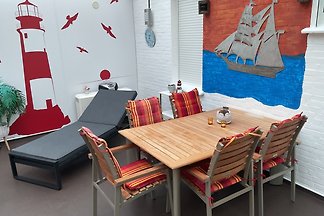 162 Bungalow, Wintergarten, Hund