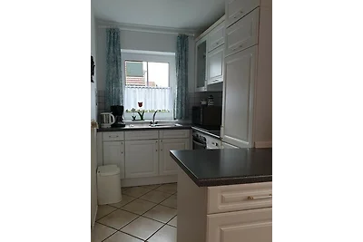 151 Ferienhaus mit Hund, Zaun, Garten