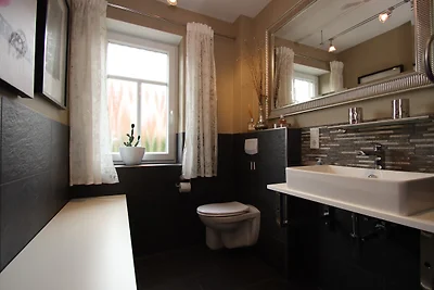 165 Exklusive Erdgeschoss Wohnung