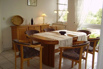 041 Komfort Ferienwohnung am Deich