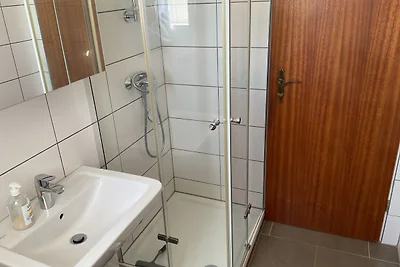 125 Solide Ferienwohnung für 4