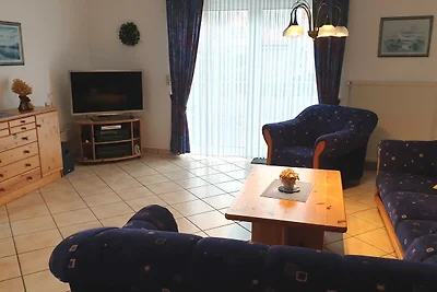 151 Ferienhaus mit Hund, Zaun, Garten