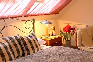 YELLOW mit 2 Schlafzimmer /2 Bädern