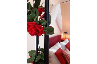 ROTE ROSE mit 1 Schlafzimmer