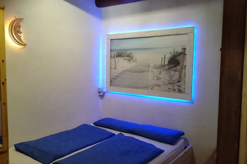 Beach Lounge Schlafzimmer mit RGB beleuchtung