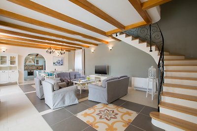 Villa Aurora