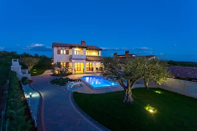 Villa Lory