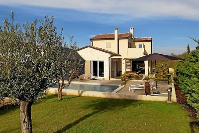 Casa Istra
