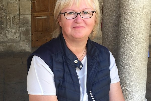 Frau P. Fischer Frau P. Fischer