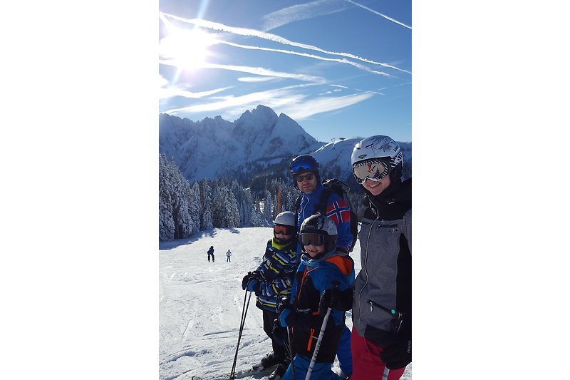 Skifahren im Skigebiet Dachstein-West