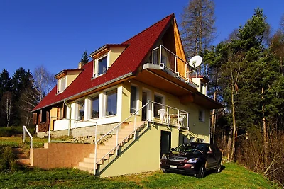 Grosszügiges FH, Sauna, Natur