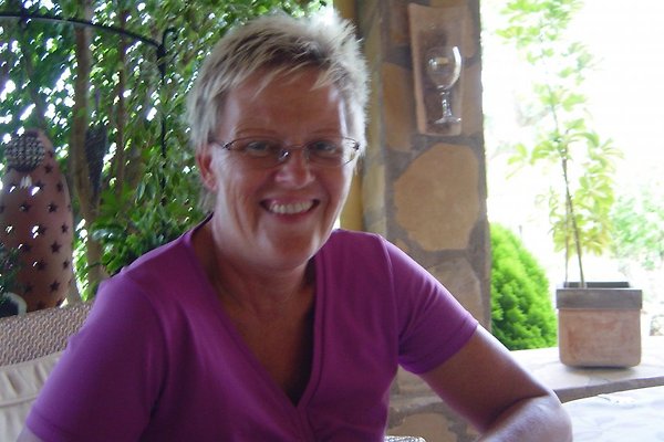 Frau I. Dekker Frau I. Dekker