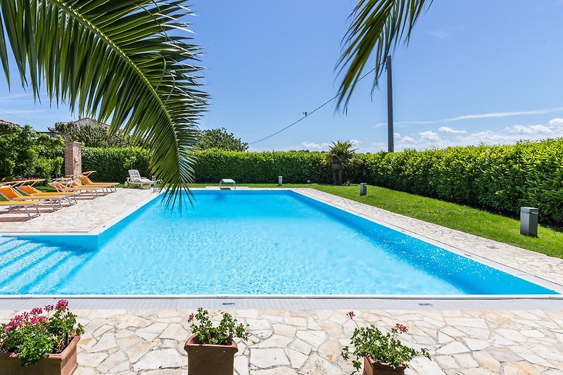 Villa Sara con piscina