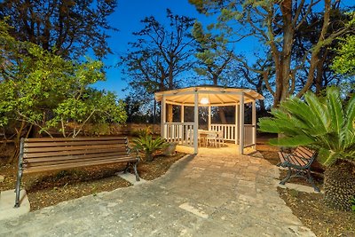 VILLA REBECCA