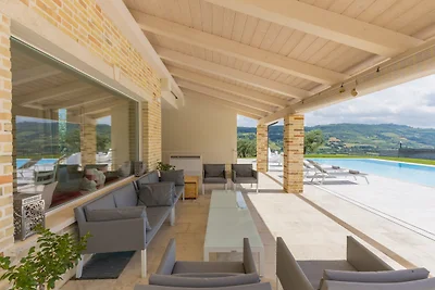 Villa Angela