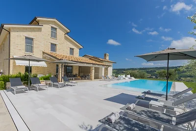 Villa Angela
