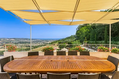 Villa Eden