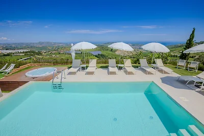 Villa Laura