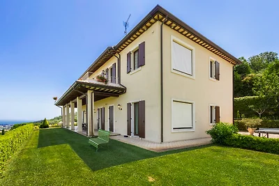Villa Eden