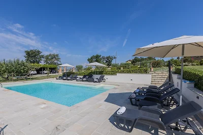 LEONDINA COUNTRY HOUSE