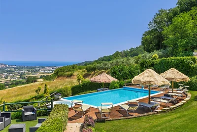 Villa Eden