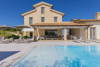 Villa Angela