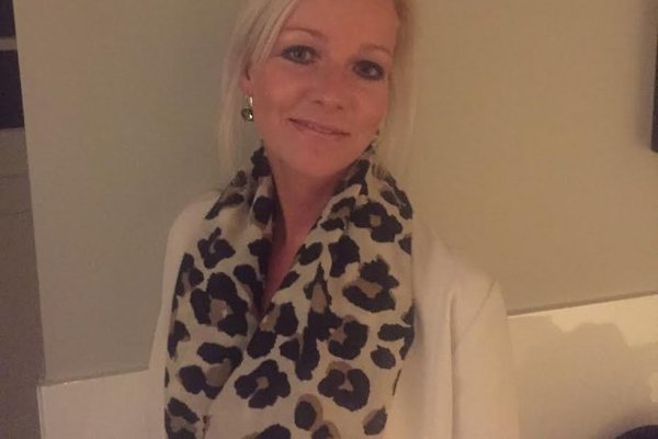 Frau L. Juninck Frau L. Juninck