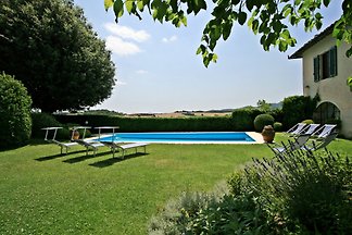 VILLA DORA