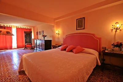 VILLA DORA