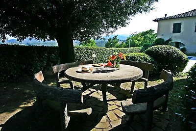VILLA DORA