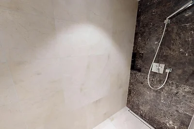 White Pearl Luxusapartment mit Sauna und Balk...