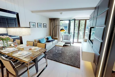 White Pearl Luxusapartment mit Balkon 2.02