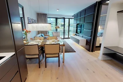 White Pearl Luxusapartment mit überdachtem Ba...