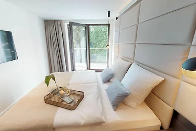 White Pearl Luxussuite mit Sauna und Balkon...