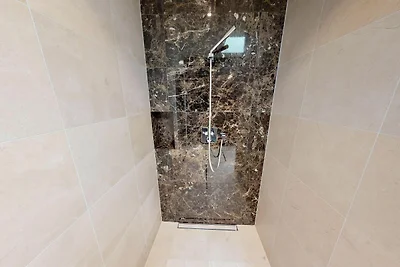 White Pearl Luxus Penthouse mit riesiger Pano...