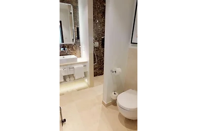 White Pearl Luxus Penthouse mit Sauna, Balkon...