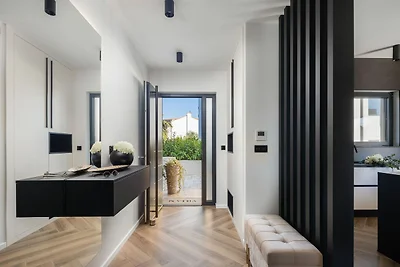 Villa M Luxury