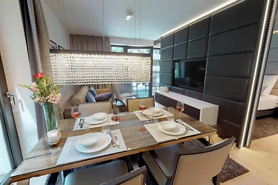 White Pearl Luxusapartment mit Sauna und Balk...