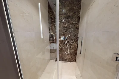 White Pearl Luxus Penthouse 4.03