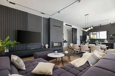 Villa M Luxury