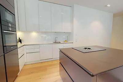 White Pearl Luxus Penthouse mit riesiger Pano...