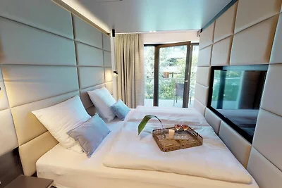 White Pearl Luxusapartment mit überdachtem Ba...