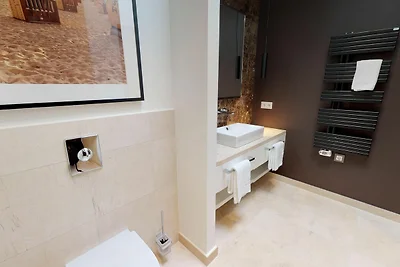 White Pearl Luxus Penthouse 4.03