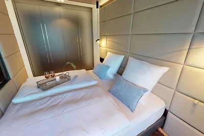 White Pearl Luxusapartment mit überdachtem Ba...