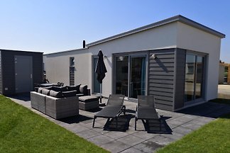 Neues Ferienhaus strandnah Zeeland