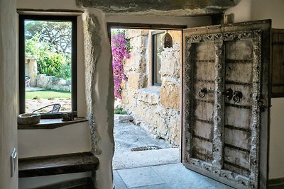 Quinta das Asas, Stone Lodge