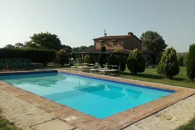 TOSKANA HAUS MIT POOL