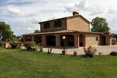 TOSKANA HAUS MIT POOL